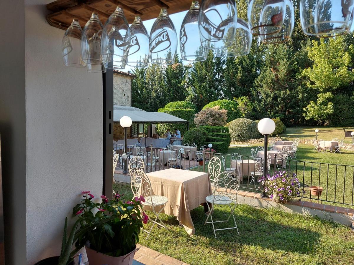Country Hotel Poggiomanente Umbertide Exterior foto