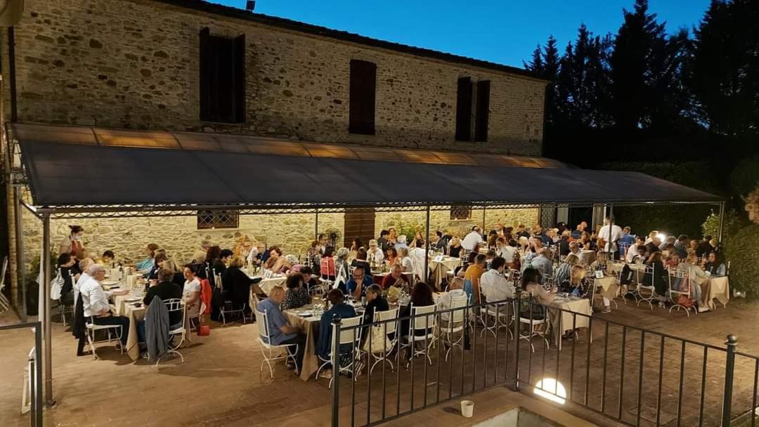 Country Hotel Poggiomanente Umbertide Exterior foto