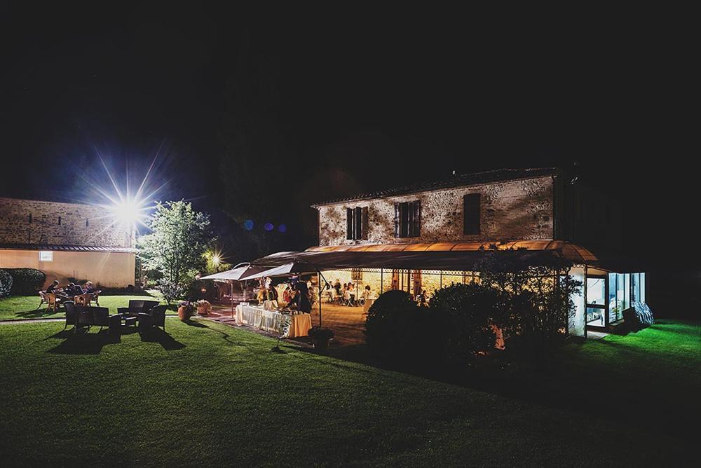 Country Hotel Poggiomanente Umbertide Exterior foto